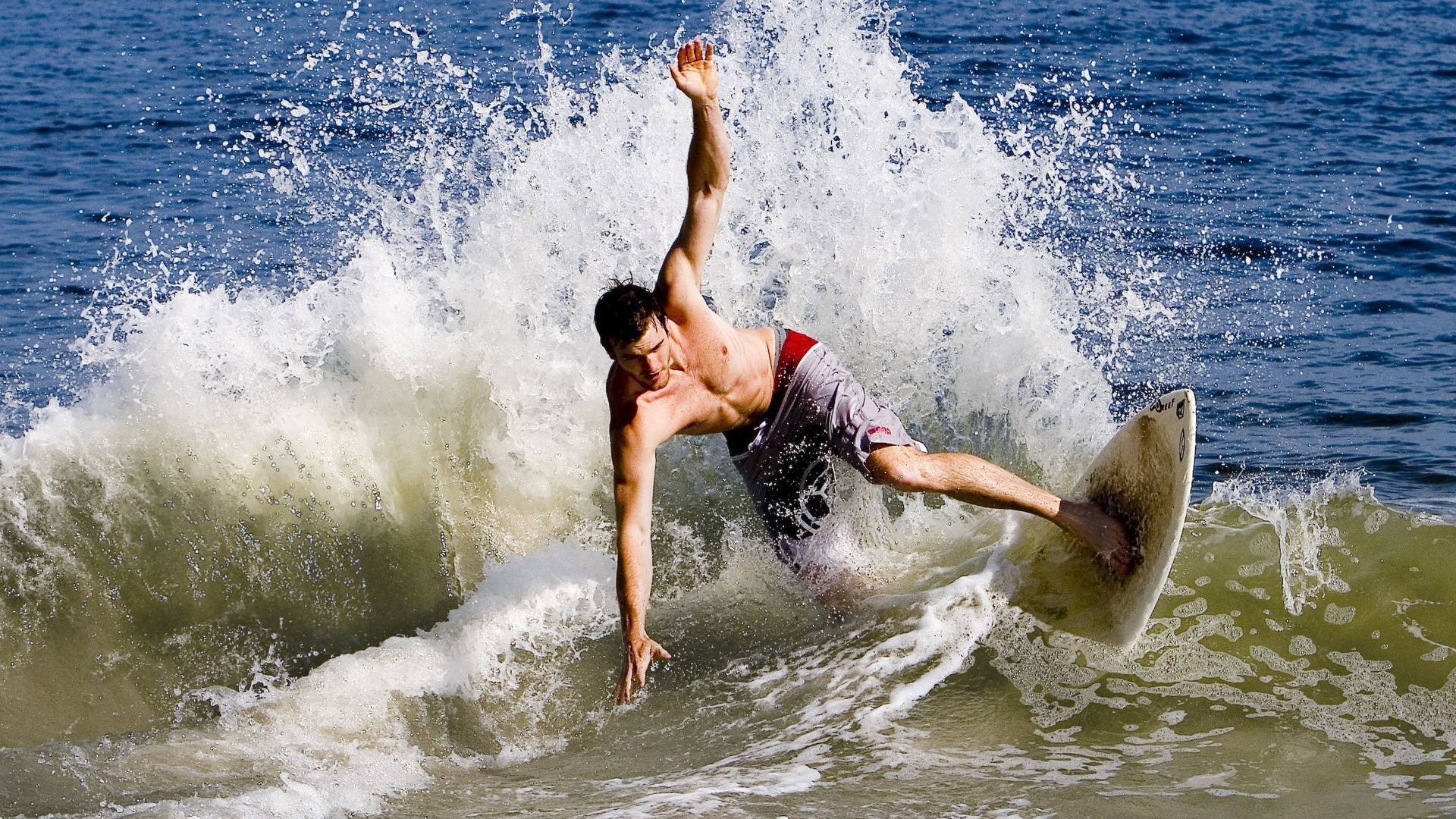 洛奇艾顿评论最大值