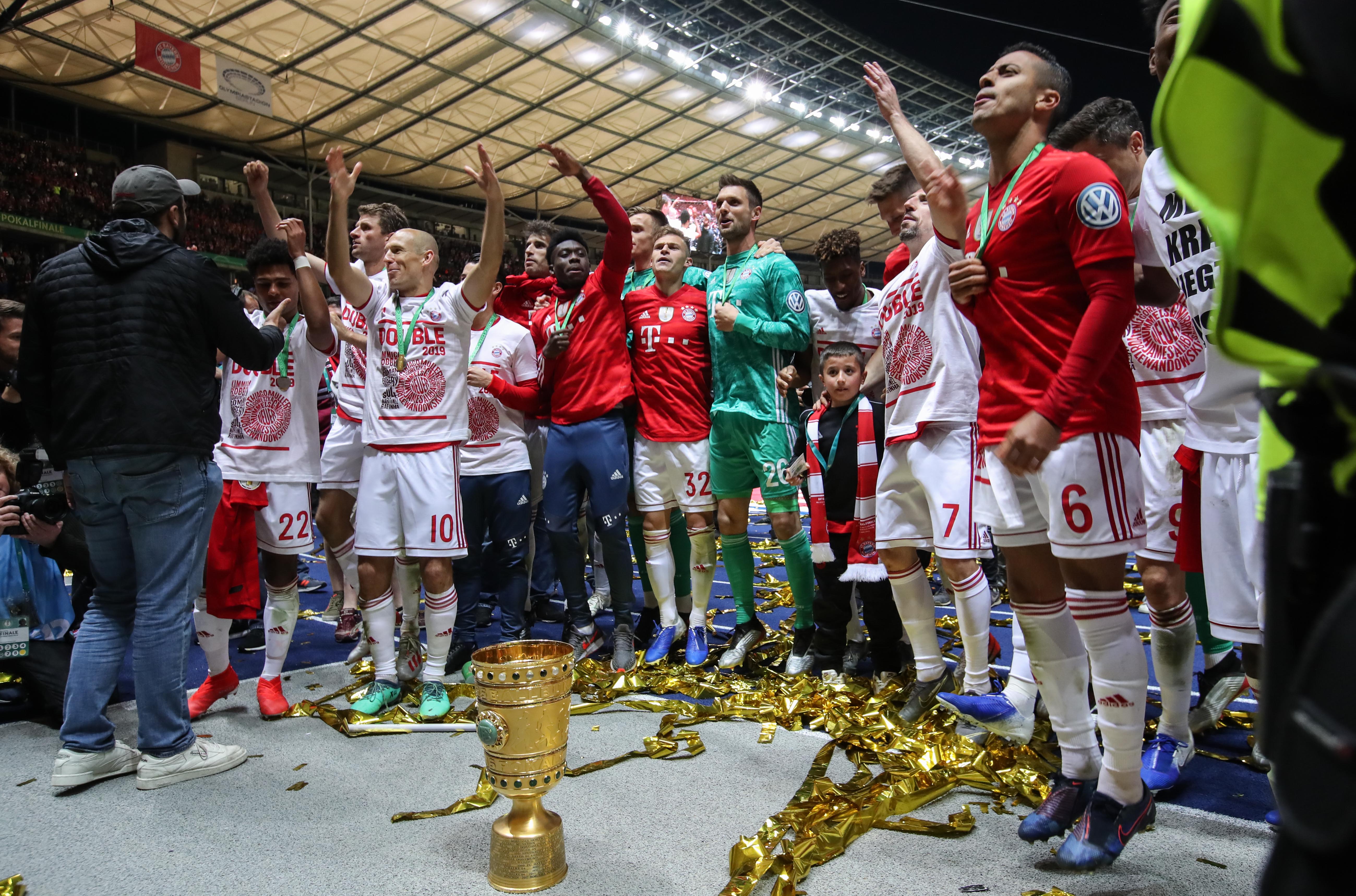 中超八冠王广州队正式解散