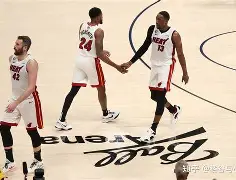 乐鱼官网-杰克保罗vs约书亚赛前对峙